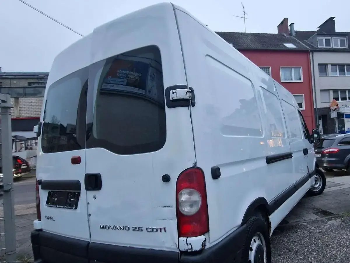 Gebraucht Opel Movano 114 PS (83 kW) 2005 Weiß Van