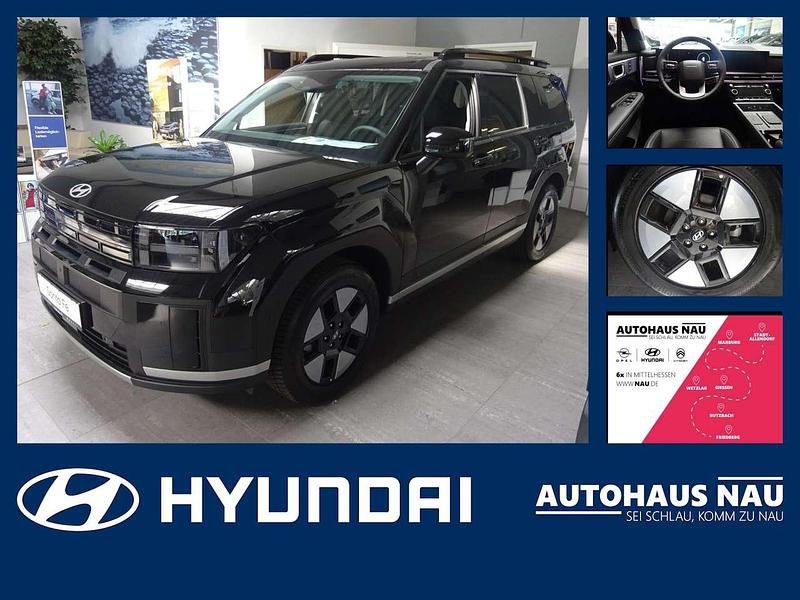 Abyss black / mic Neu 2025 Hyundai Santa Fe Intro Edition SUV | 56.490 € - Bild 1/4