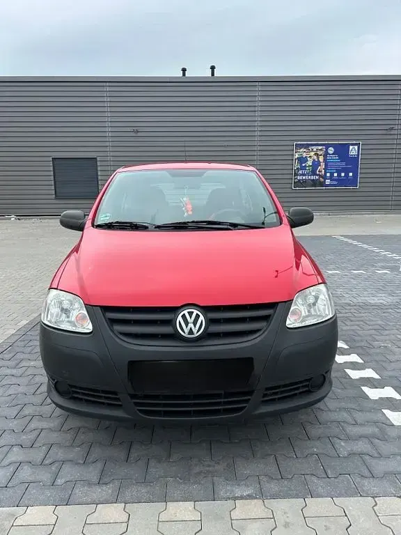 Usata VW Fox 75 CV (55 kW) 2007 Rosso Utilitaria