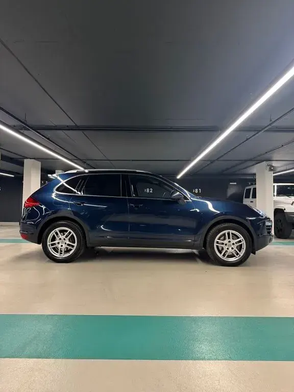 Usata Porsche Cayenne 245 CV (180 kW) 2012 Blu SUV