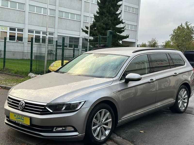 Tungsten silver Gebraucht 2016 VW Passat Comfortline Kombi | 20.700 € (Fairer Preis) - Bild 1/4