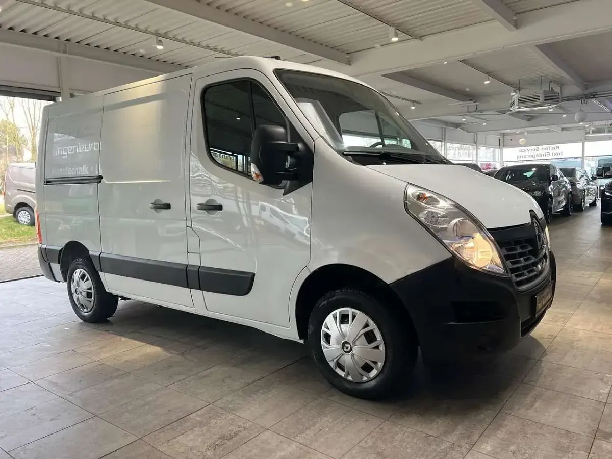 Używany Renault Master 110 KM (80 kW) 2016 Biały Van