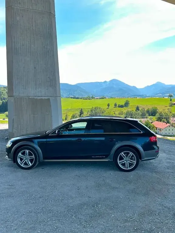 Gebraucht Audi A4 Allroad 177 PS (130 kW) 2012 Schwarz Kombi