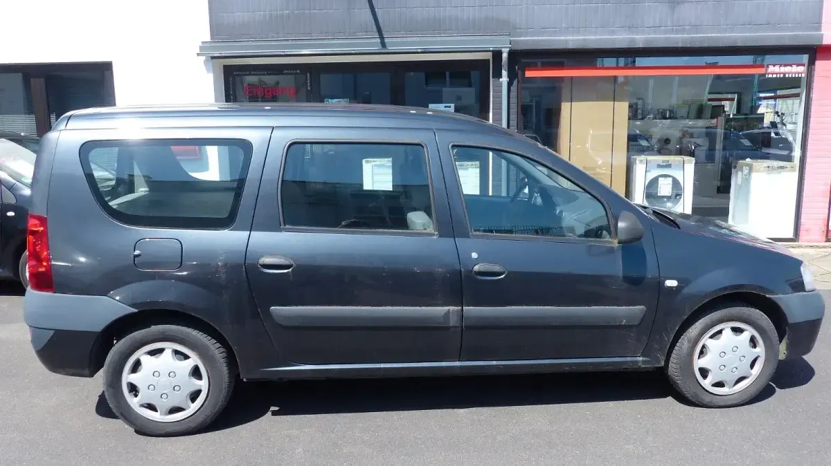 Gebraucht Dacia Logan 75 PS (55 kW) 2007 Schwarz Kombi