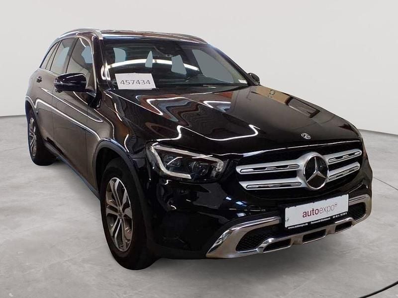 Schwarz Gebraucht 2020 Mercedes GLC200 SUV | 30.590 € (Guter Preis) - Bild 1/4