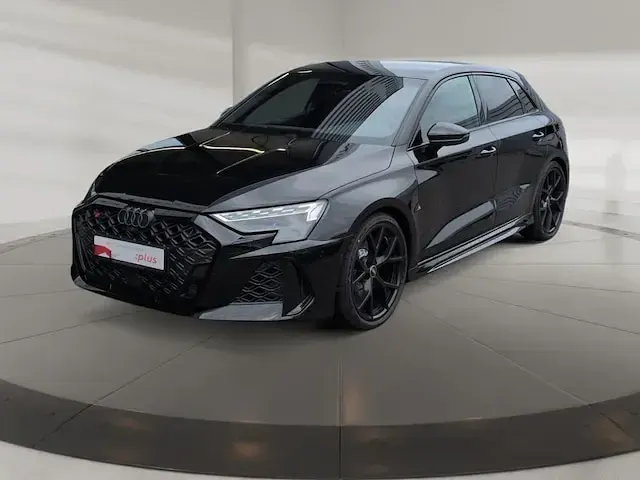 Neu Audi RS3 Sportback Comfort 400 PS (294 kW) 2026 Mythosschwarz metallic Kleinwagen