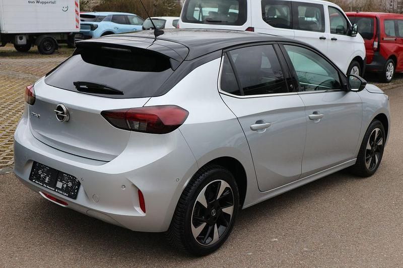 Gebraucht Opel Corsa-e Elegance 100 kW (136 PS) 2023 Silber Kleinwagen