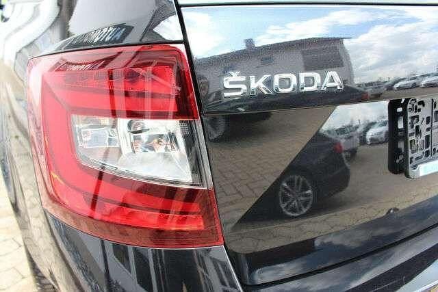 Gebraucht Skoda Octavia Drive 150 PS (110 kW) 2017 Schwarz Kombi