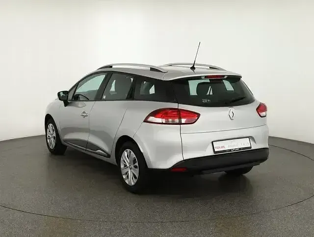 Gebraucht Renault Clio Business 90 PS (66 kW) 2018 Silber Limousine