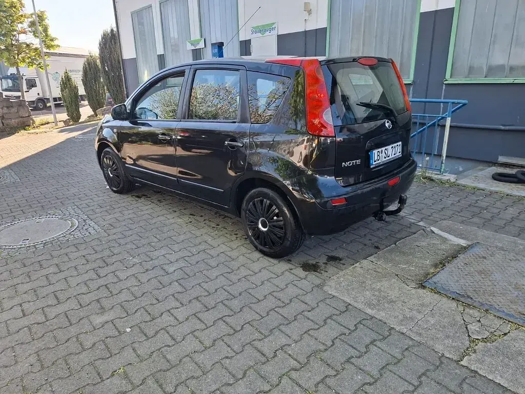 Second-hand Nissan Note Acenta 88 CP (64 kW) 2006 Negru Hatchback