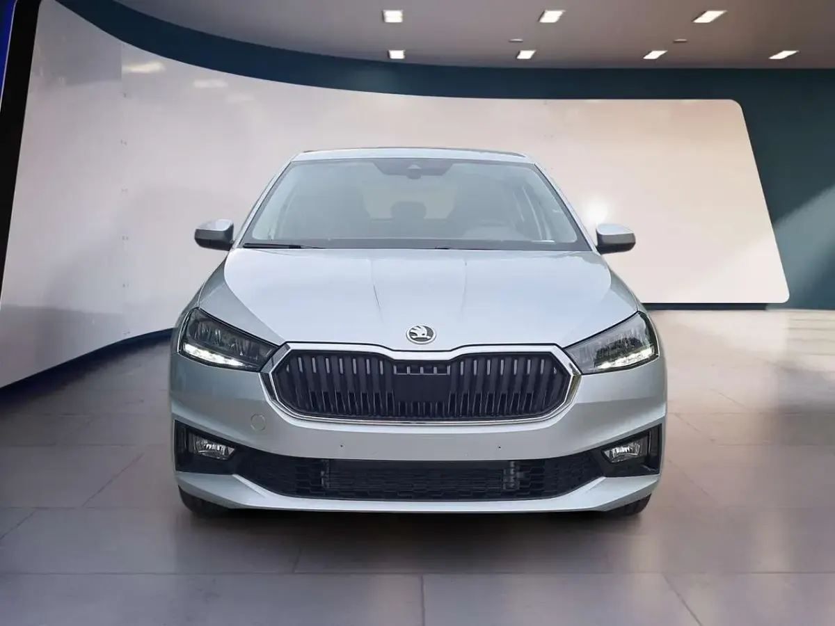 Neu Skoda Fabia Selection 116 PS (85 kW) 2026 Brilliantsilber metallic Kleinwagen