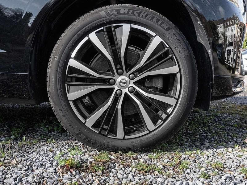 Gebraucht Volvo XC60 Plus 197 PS (144 kW) 2023 Schwarz SUV