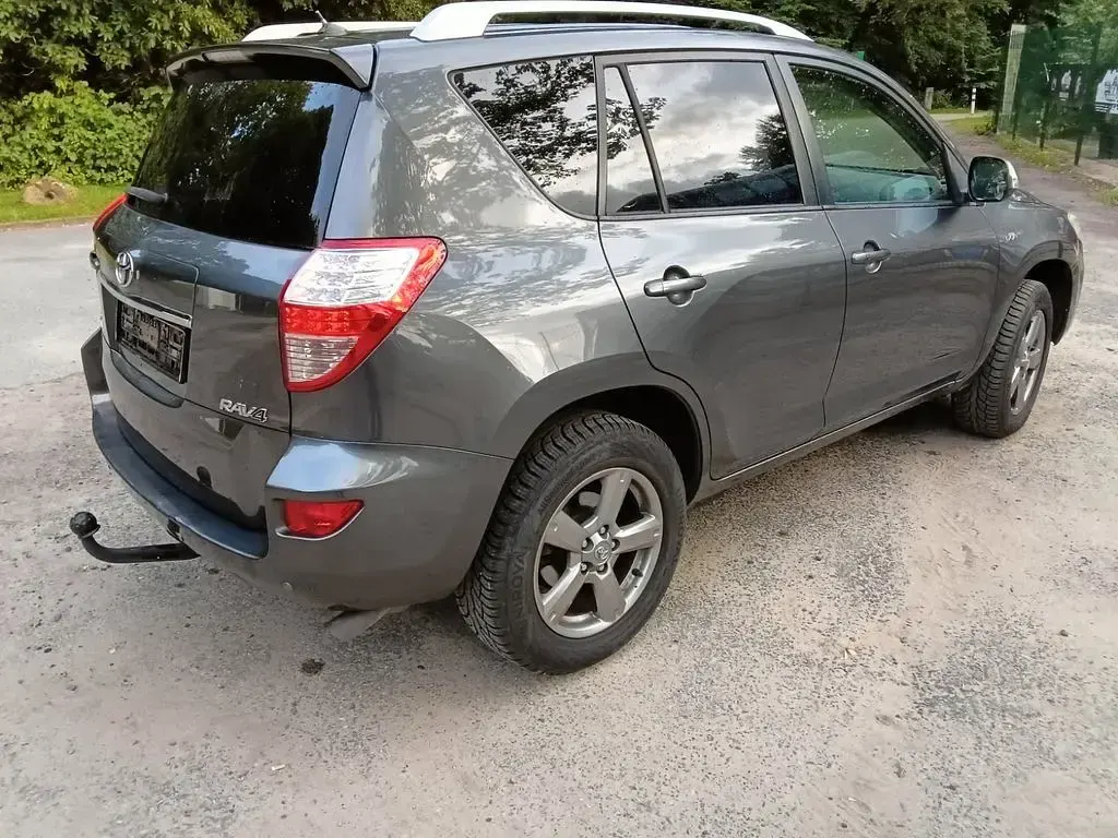 Gebraucht Toyota RAV4 150 PS (110 kW) 2012 Grau SUV