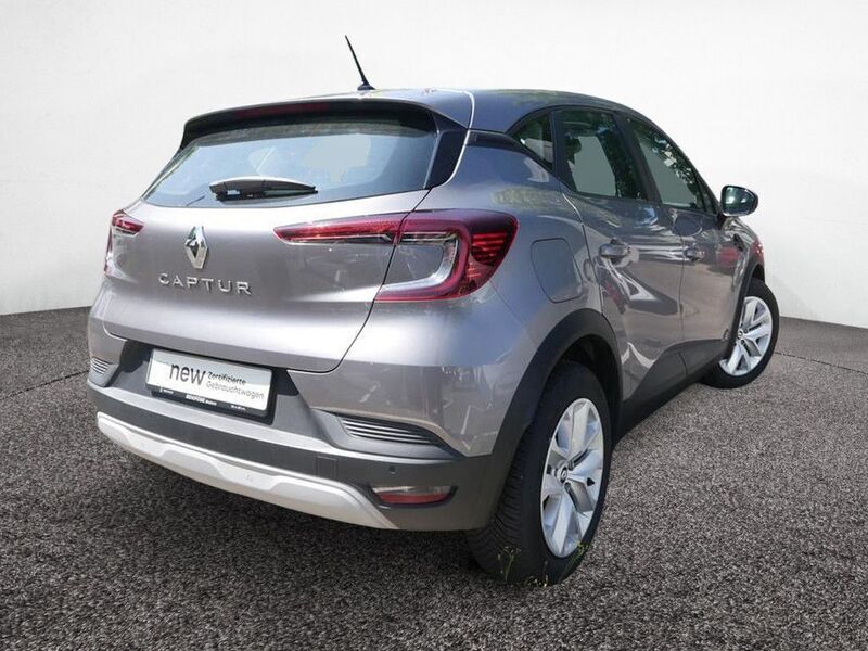 Gebraucht Renault Captur Evolution 91 PS (66 kW) 2023 Grau (metallic) SUV