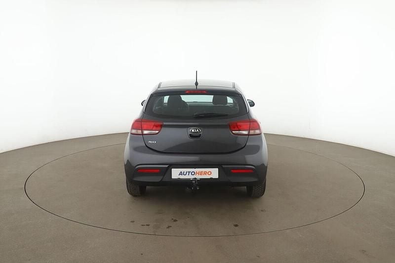 Gebraucht Kia Rio Edition 7 84 PS (61 kW) 2017 Grau Limousine