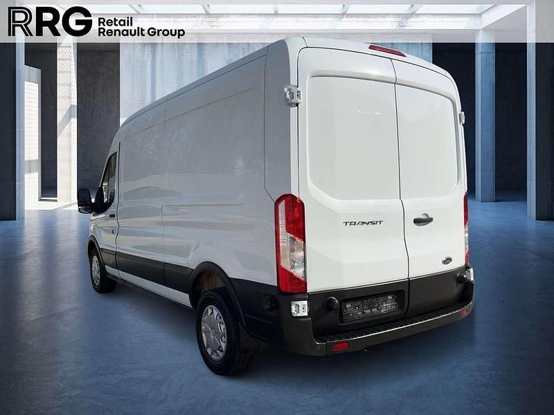 Second-hand Ford Transit 131 CP (96 kW) 2022 Alb Monovolum
