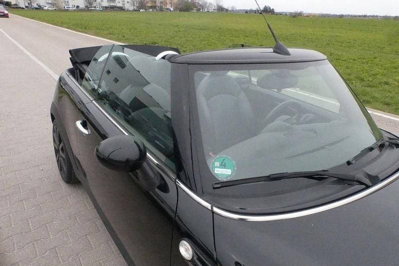 Gebraucht Mini Cooper Cabriolet 122 PS (89 kW) 2013 Schwarz Cabrio