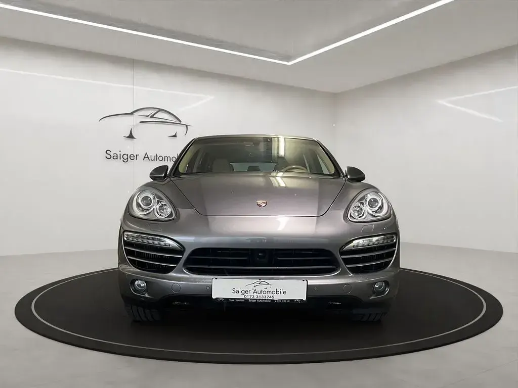 Używany Porsche Cayenne 245 KM (180 kW) 2011 Szary SUV