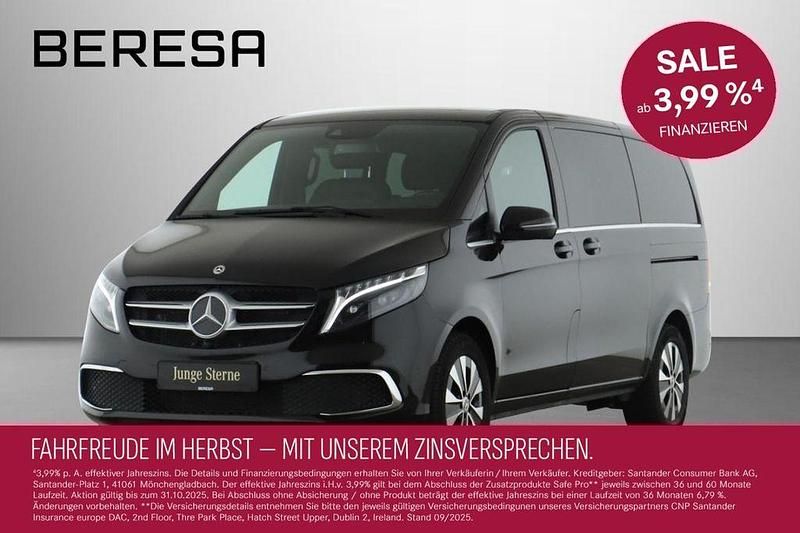 Obsidianschwarz Gebraucht 2024 Mercedes V300 Avantgarde Van / Kleinbus | 69.480 € (Fairer Preis) - Bild 1/4