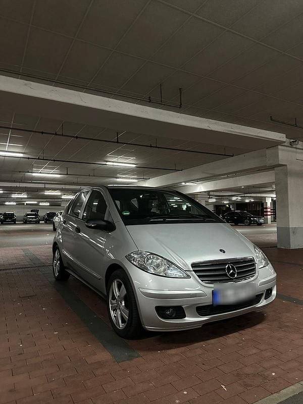 Silber Gebraucht 2007 Mercedes A160 Limousine | 3.400 € - Bild 1/4