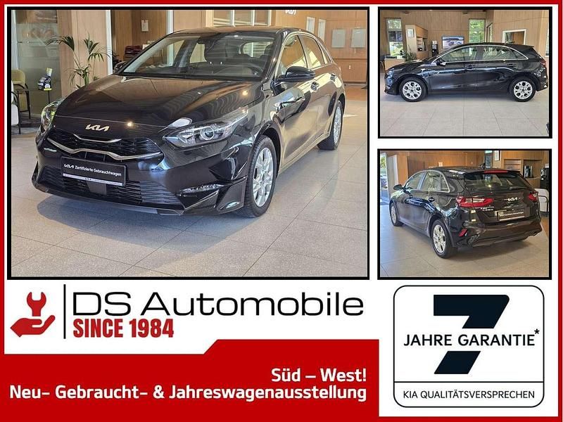 Schwarz Gebraucht 2023 Kia Ceed 4 Limousine | 19.900 € (Superpreis) - Bild 1/4