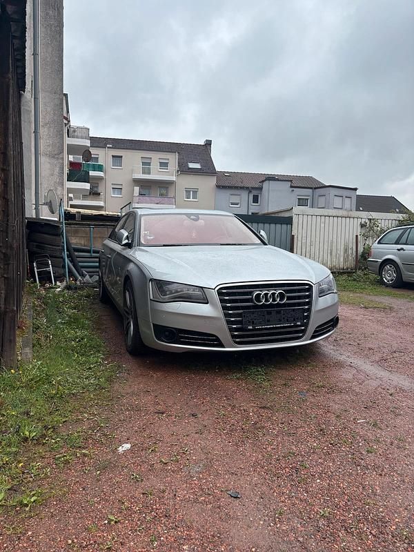 Gebraucht Audi A8 350 PS (257 kW) 2010 Silber Limousine