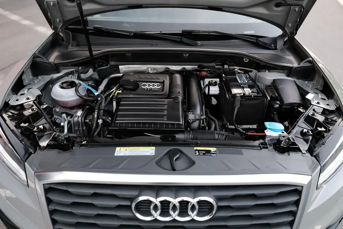 Gebraucht Audi Q2 150 PS (110 kW) 2018 Grau SUV