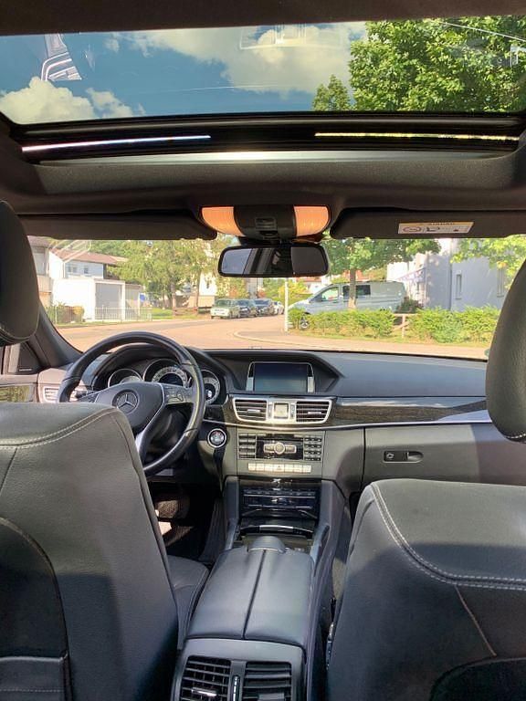 Gebraucht Mercedes E350 Avantgarde 258 PS (189 kW) 2013 Schwarz Limousine