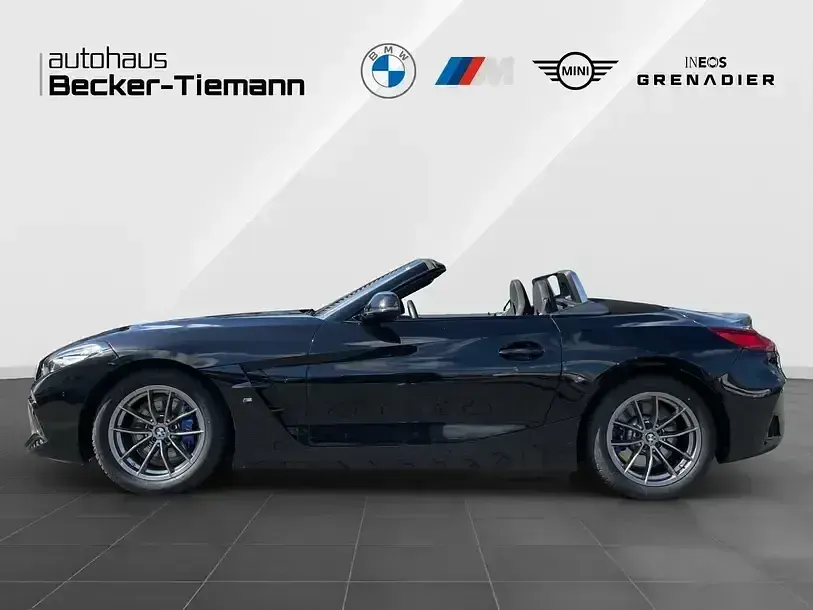 Gebraucht BMW Z4 Efficient Dynamics 258 PS (189 kW) 2024 Saphirschwarz Cabrio