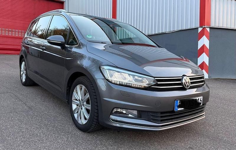 Gebraucht VW Touran 150 PS (110 kW) 2015 Grau Van / Kleinbus