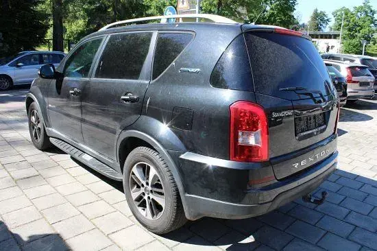 Gebraucht SsangYong Rexton 178 PS (130 kW) 2017 Spaceblack SUV