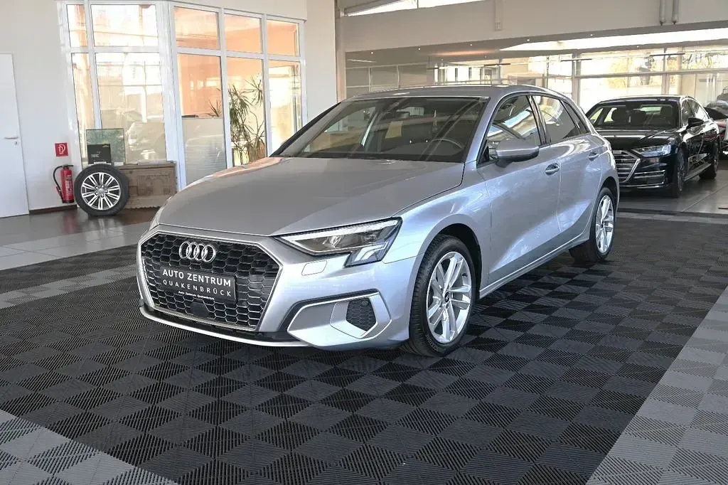 Brugt Audi A3 Advanced 150 HK (110 kW) 2020 Sølv Sedan