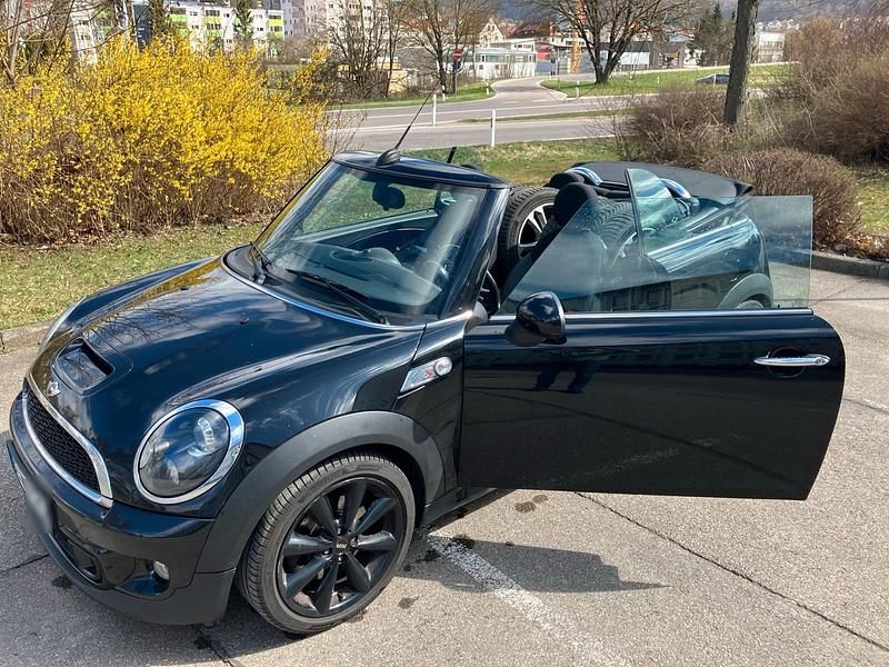Gebraucht Mini Cooper S Cabriolet 184 PS (135 kW) 2011 Schwarz Cabrio