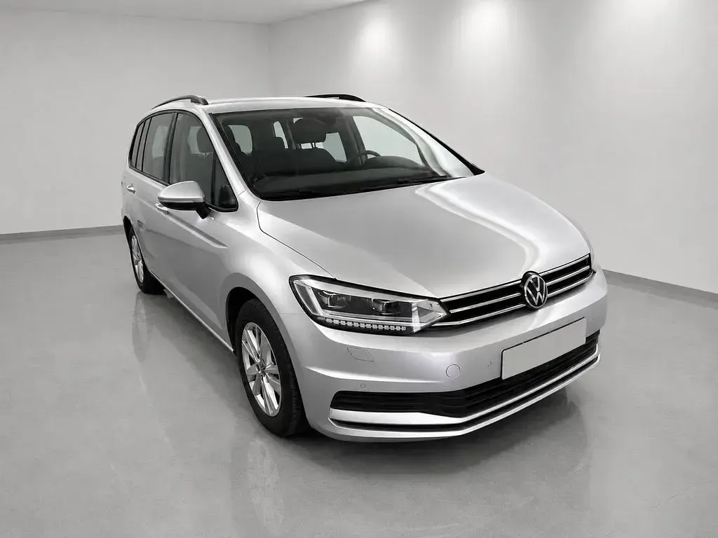 Gebraucht VW Touran 150 PS (110 kW) 2021 Silber Van / Kleinbus