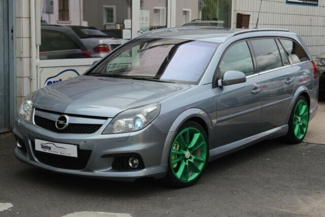 Gebraucht Opel Vectra OPC 280 PS (205 kW) 2008 Silber metallic Kombi