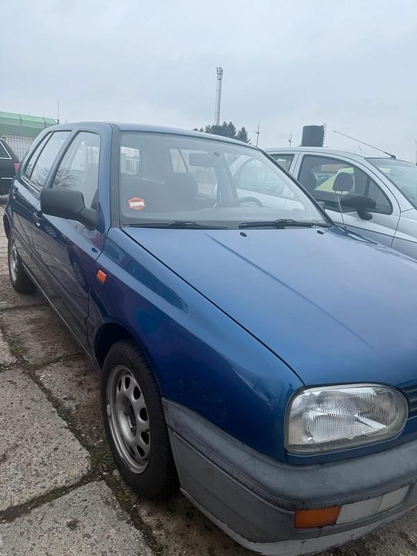 Gebraucht VW Golf III 59 PS (43 kW) 1995 Blau Kleinwagen