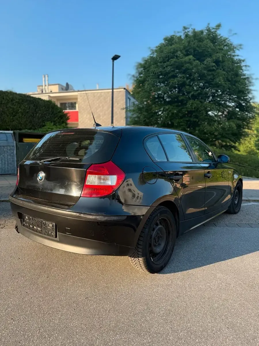 Gebraucht BMW 116 115 PS (84 kW) 2005 Schwarz Kleinwagen