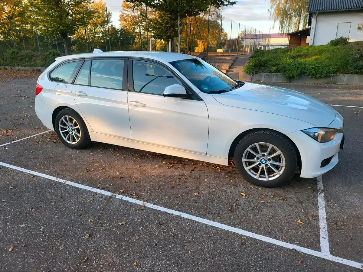 Gebraucht BMW 320 190 PS (139 kW) 2014 Weiß Kombi