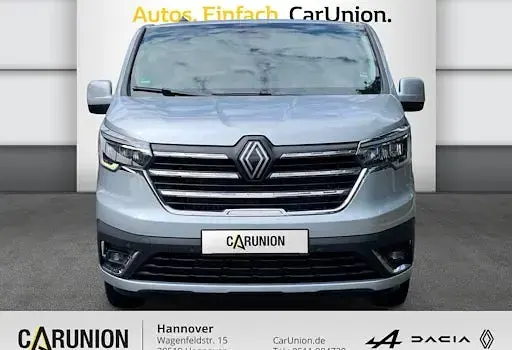 Gebraucht Renault Trafic 170 PS (125 kW) 2025 Grau Van / Kleinbus