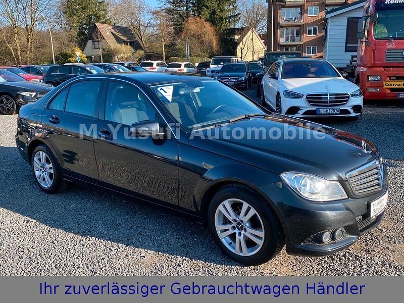 Gebraucht Mercedes C180 120 PS (88 kW) 2013 Grau Limousine