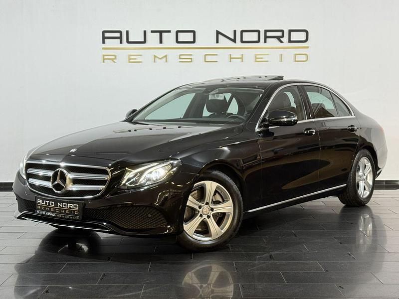 Gebraucht Mercedes E250 211 PS (155 kW) 2016 Schwarz Limousine