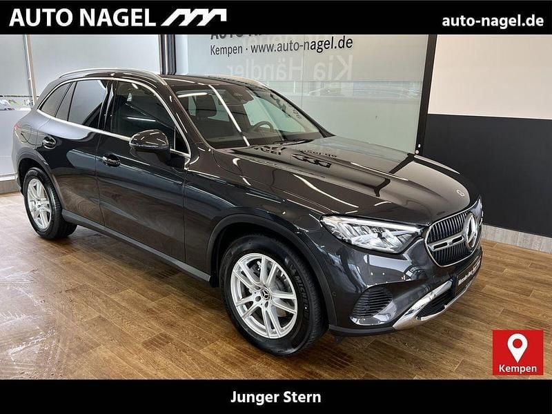 Graphitgrau Gebraucht 2024 Mercedes GLC220 Avantgarde SUV | 53.386 € (Superpreis) - Bild 1/4