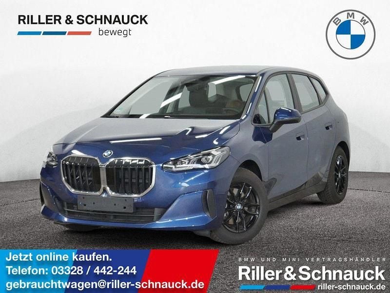 Blau Gebraucht 2024 BMW 218 Active Tourer Performance Van / Kleinbus | 28.950 € (Superpreis) - Bild 1/4