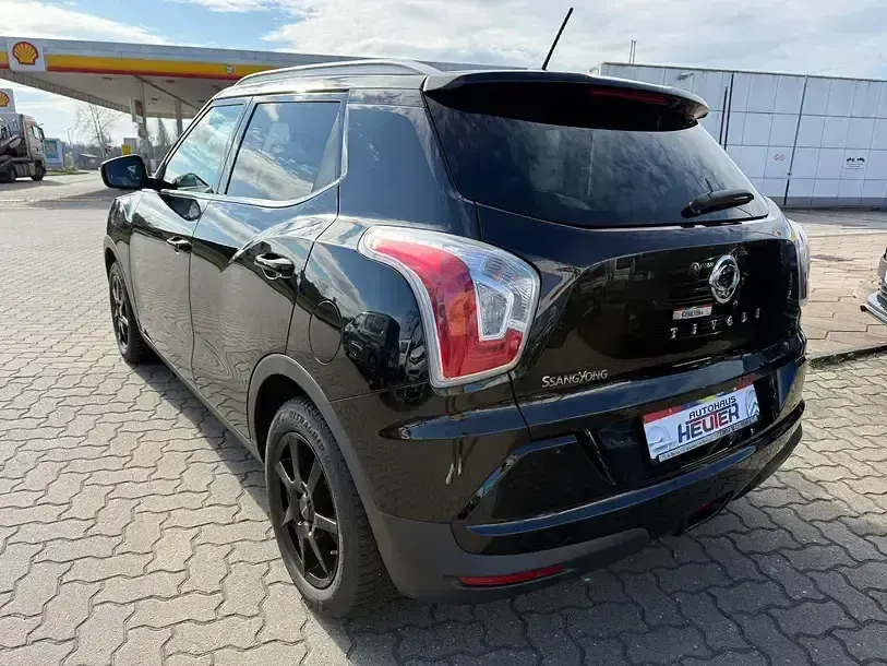Gebraucht SsangYong Tivoli Quartz 128 PS (94 kW) 2018 Spaceblack SUV