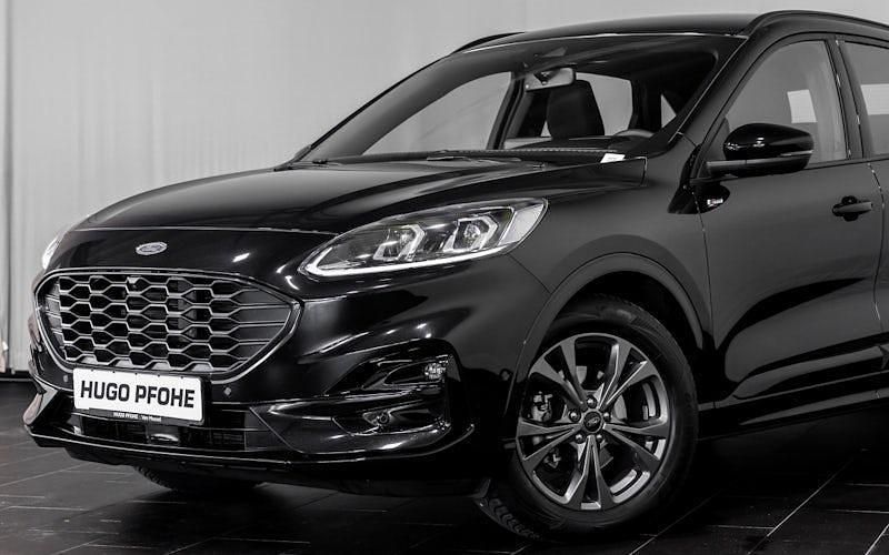 Gebraucht Ford Kuga ST-Line 120 PS (88 kW) 2023 Agate black SUV