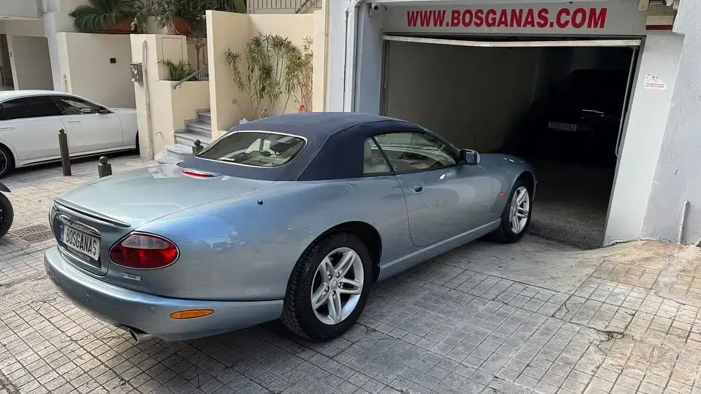 Gebraucht Jaguar XKR 298 PS (219 kW) 2004 Blau Cabrio