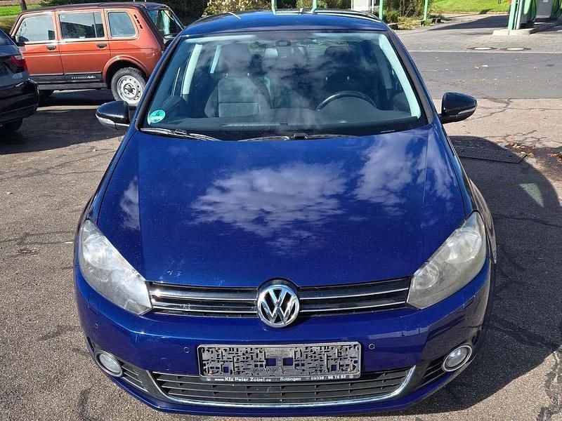 Blau Gebraucht 2011 VW Golf VI Limousine | 5.990 € (Guter Preis) - Bild 1/4