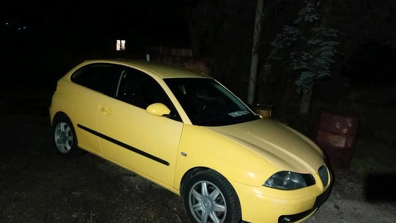 Gebraucht Seat Ibiza 60 PS (44 kW) 2004 Gelb Kleinwagen