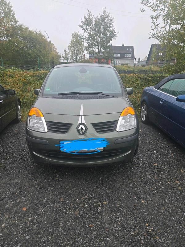 Grau Gebraucht 2005 Renault Modus Van / Kleinbus | 2.000 € (Guter Preis) - Bild 1/4