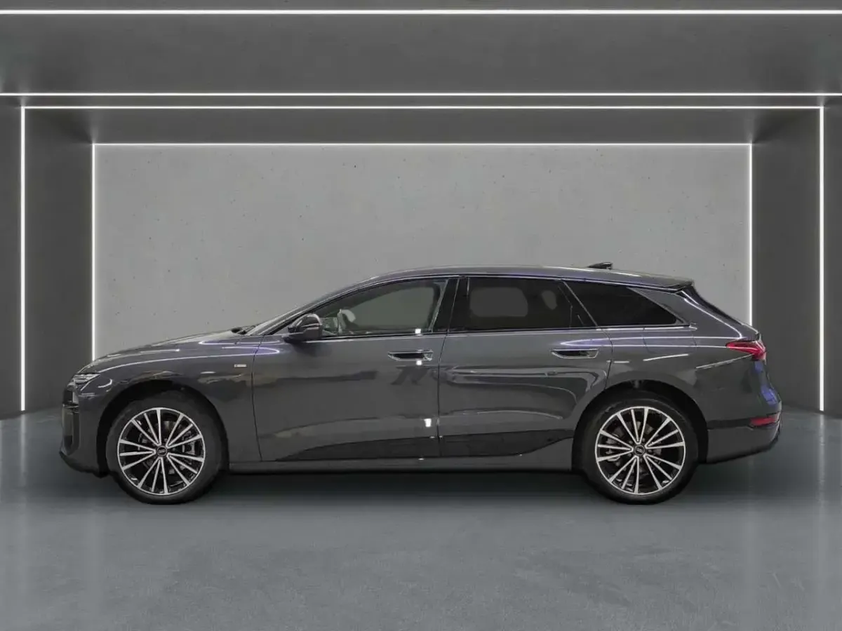 Gebraucht Audi A6 e-tron S-Line 210 kW (286 PS) 2026 Grau Kombi